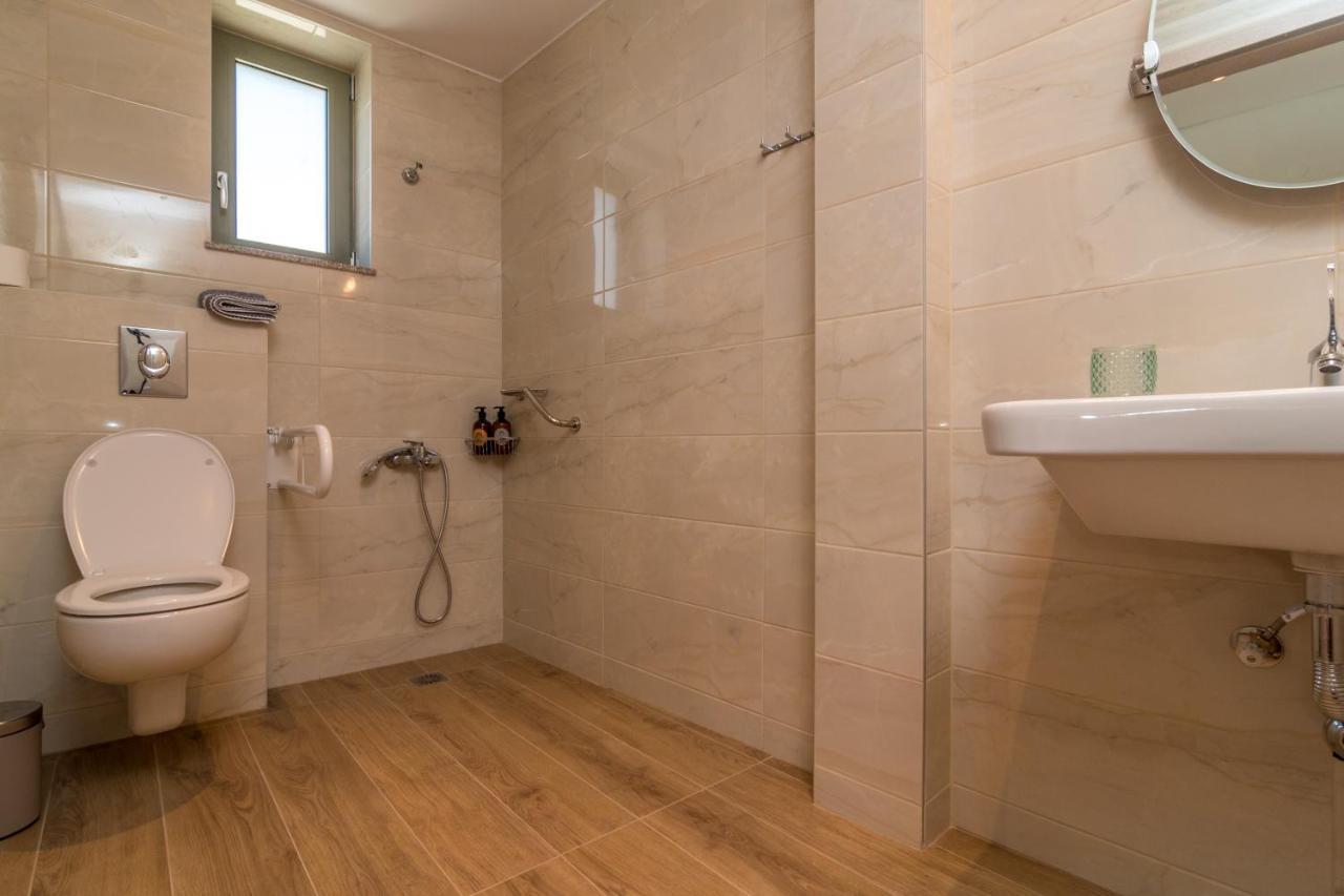 Evriali Comfort Living Paleochora Buitenkant foto